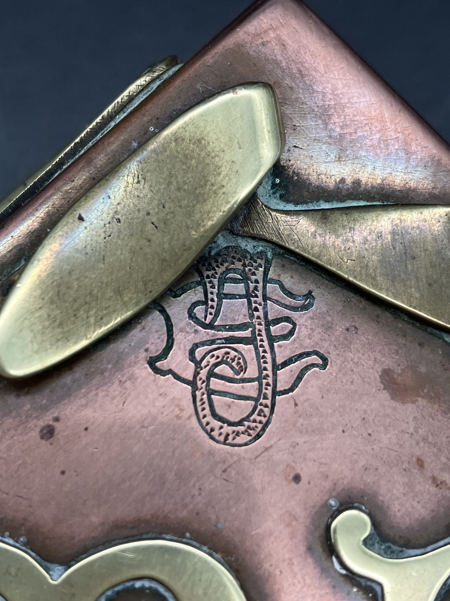 Boite Gui art nouveau en cuivre à deux patine pour bijoux ,  cartes , ou autre-photo-1