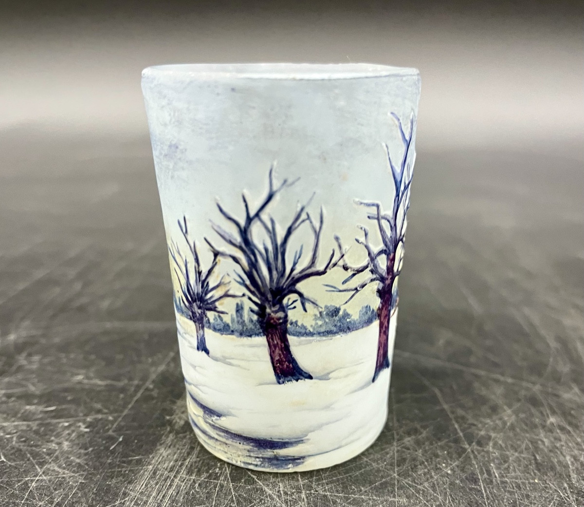 Daum Nancy Vase miniature art nouveau paysage de neige en hiver arbres enneigés