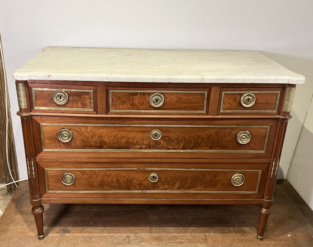 Commode époque Louis XVI en acajou 5 Tiroirs sur 3 rangs-photo-1