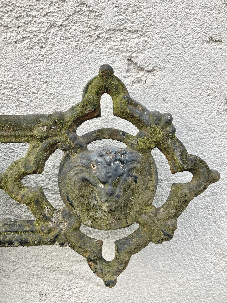 Croix de cimetière en fonte aux 4 évangiles double face 19ème siècle-photo-2