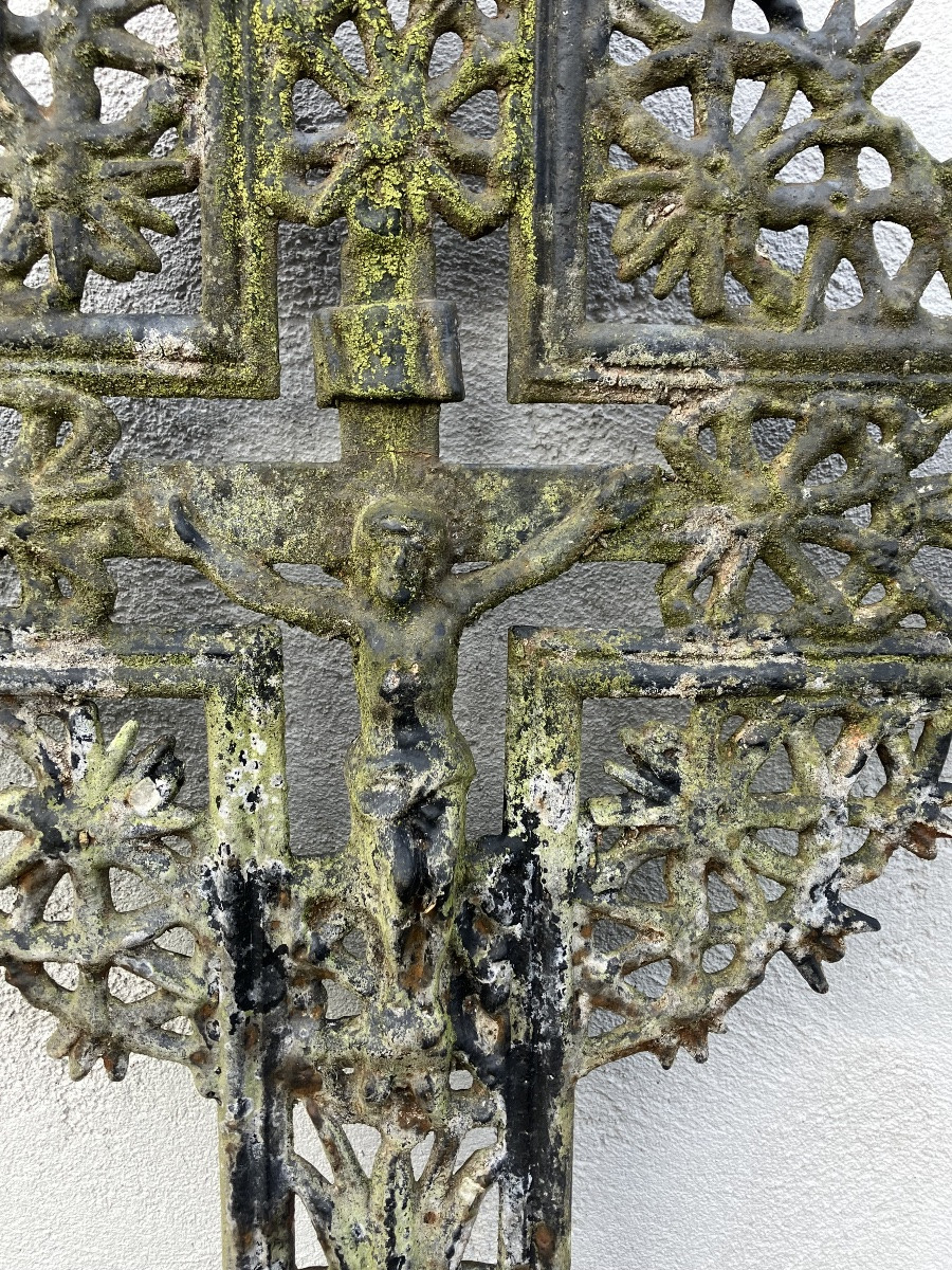 Croix de cimetière en fonte aux 4 évangiles double face 19ème siècle-photo-2