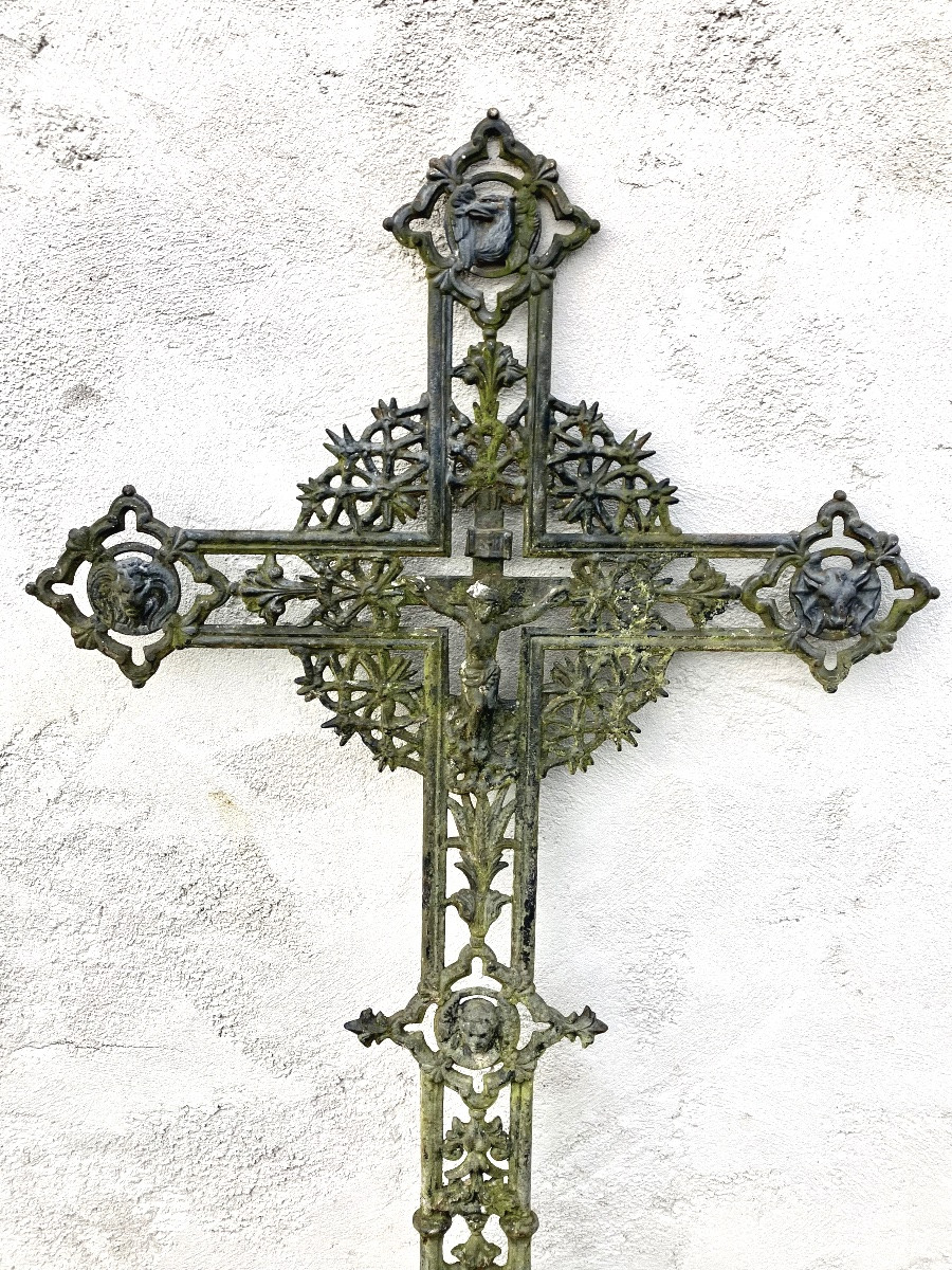 Croix de cimetière en fonte aux 4 évangiles double face 19ème siècle-photo-5