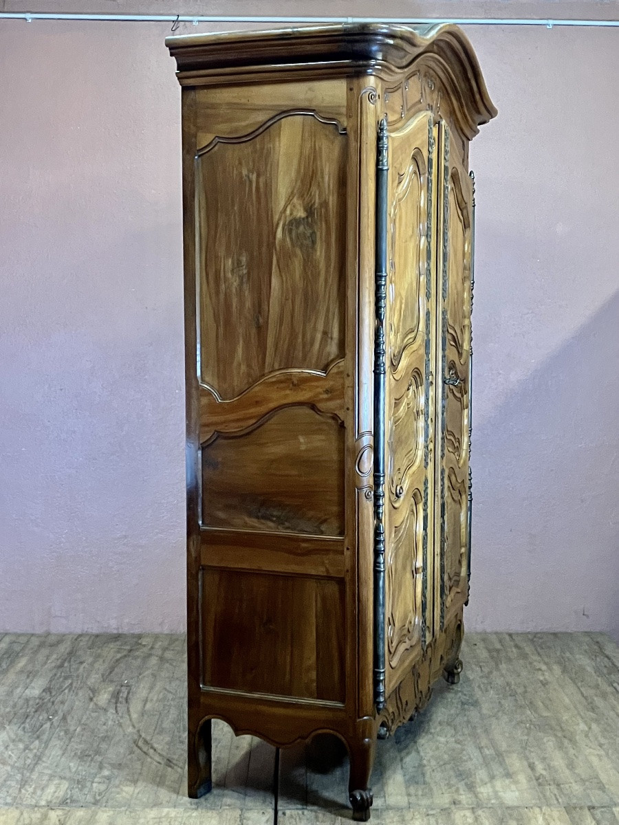 Armoire provençale  en noyer de Fourques XVIIIème Louis XV Arles-photo-6
