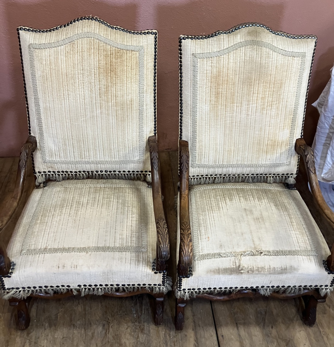 Pair Of Louis XIV Period Armchairs In Walnut Mouton Bone-photo-4