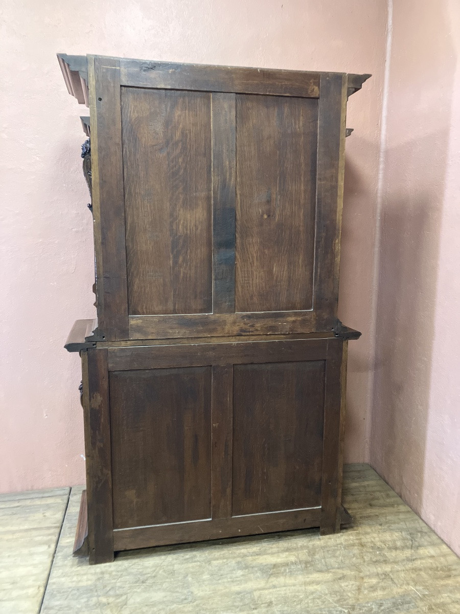 Buffet à diminutif style Renaissance en Noyer Personnages sculptés 19ème Meuble de château-photo-7