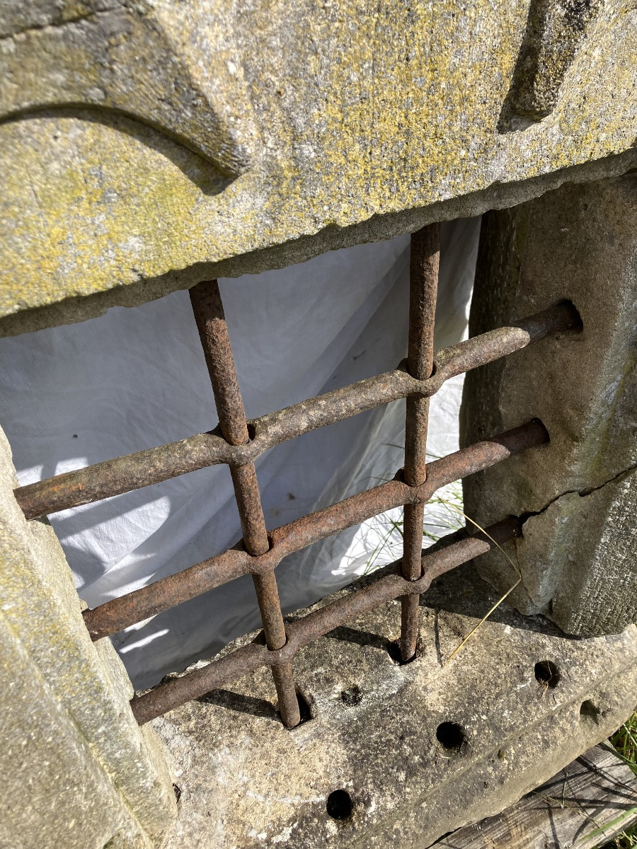 Gothic Limestone Window Wrought-iron Grille-photo-5