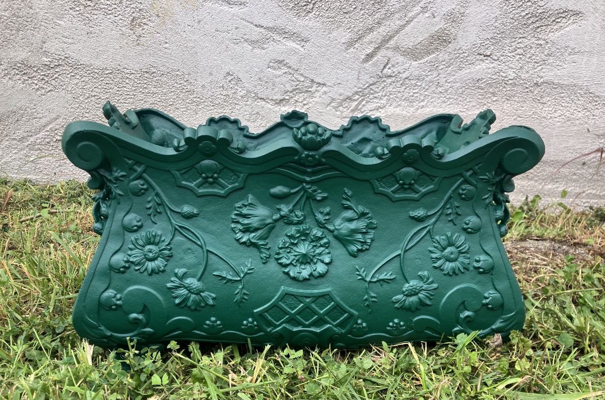 jardinière en fonte art nouveau Salin et Cie Dammarie sur Saulx et Ecurey Marguerites