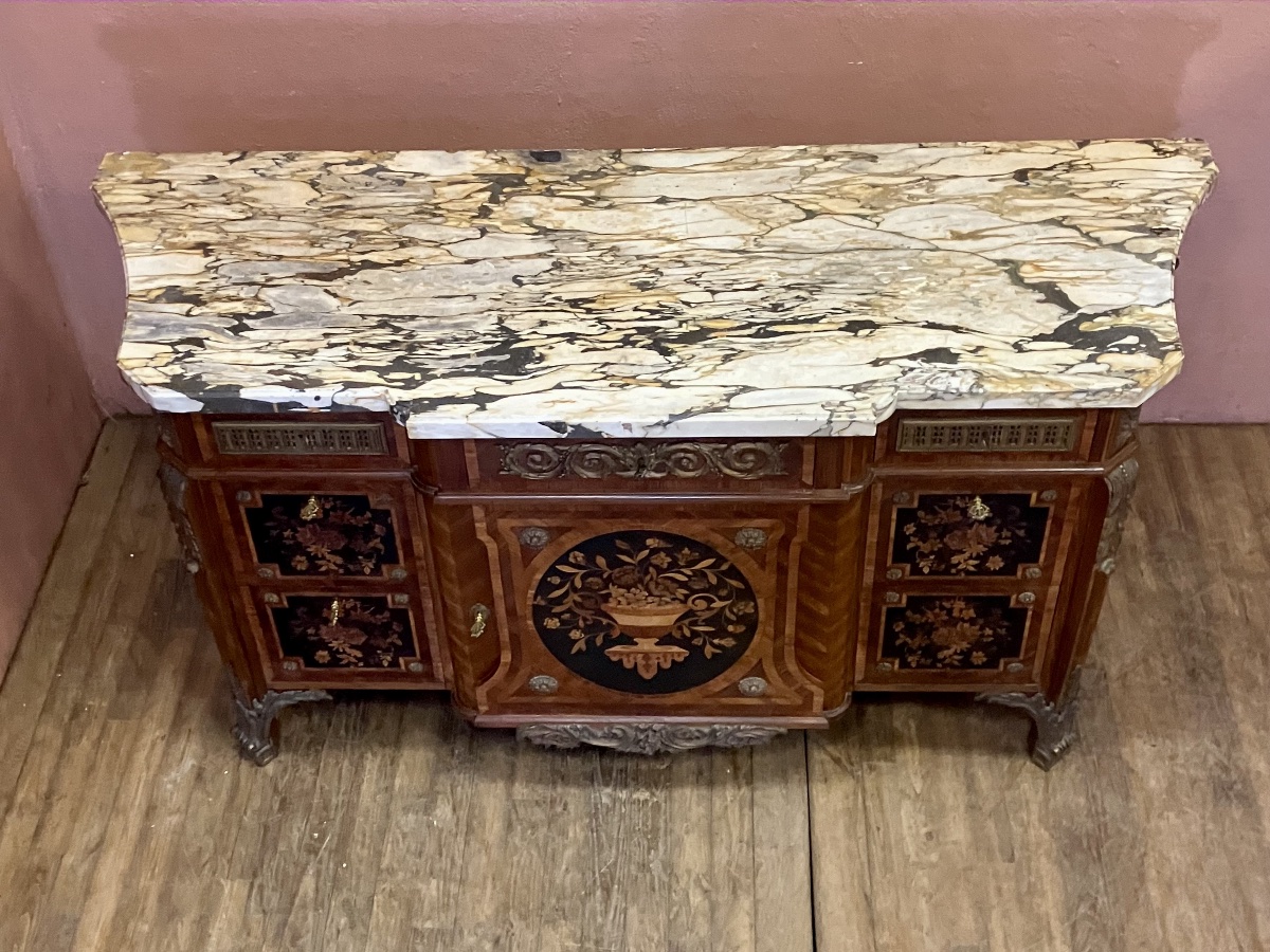 Importante Commode à la manière de Riesner Louis XVI époque XIXème marqueterie bronzes Chateau-photo-1