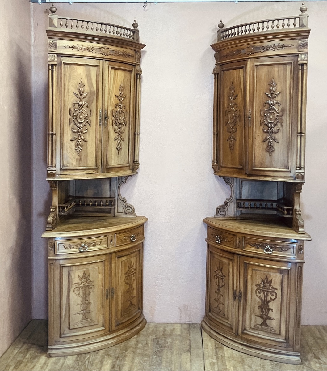 Paire d'encoignures en noyer style Renaissance époque XIXème siècle meuble de coin-photo-4