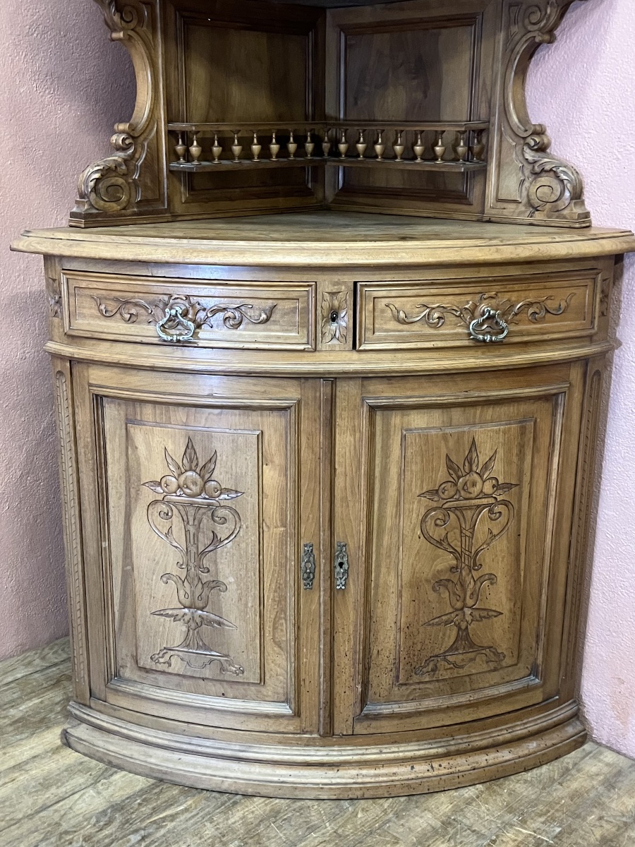 Paire d'encoignures en noyer style Renaissance époque XIXème siècle meuble de coin-photo-7