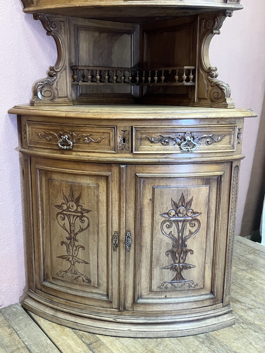 Paire d'encoignures en noyer style Renaissance époque XIXème siècle meuble de coin-photo-8
