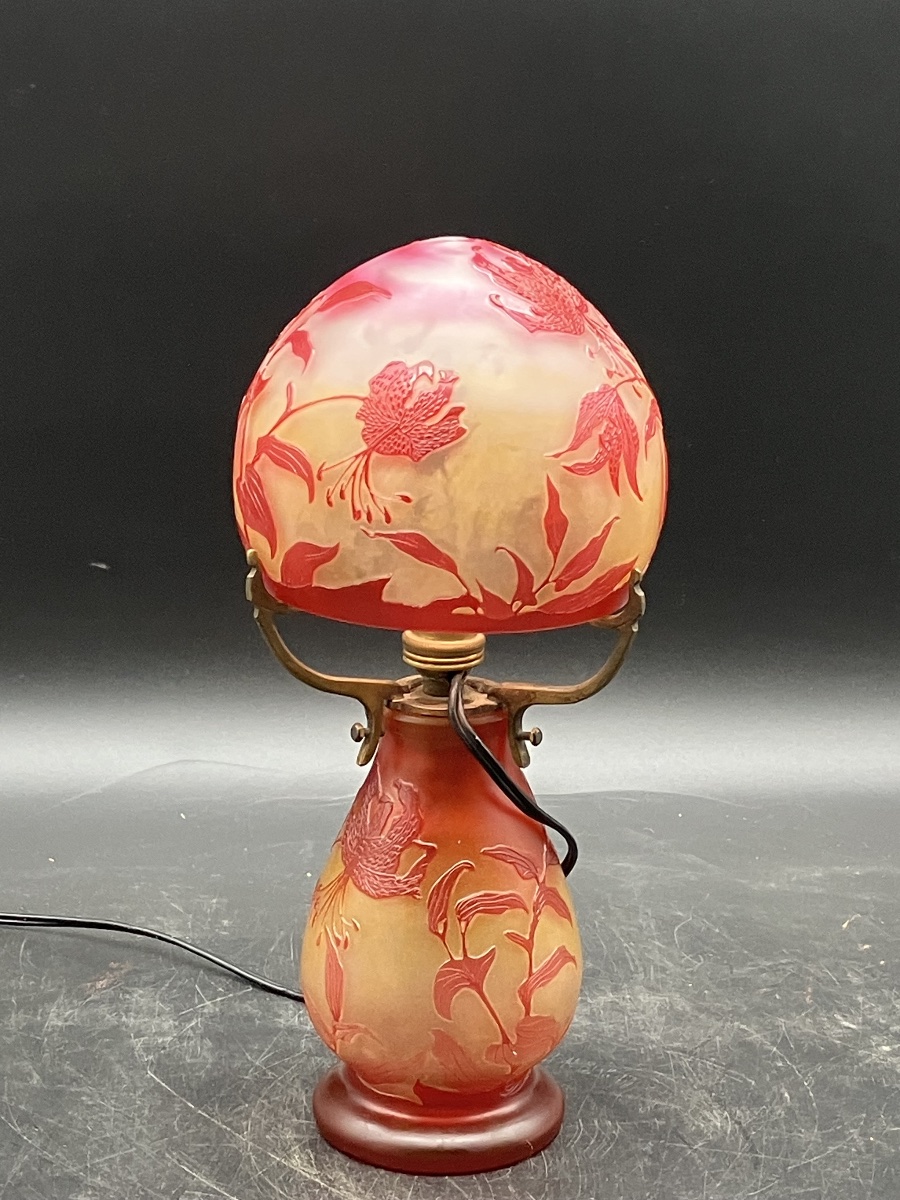 Gallé Art Nouveau Fleur-de-lys Mushroom Lamp In Acid-etched Multi-layered Glass-photo-4