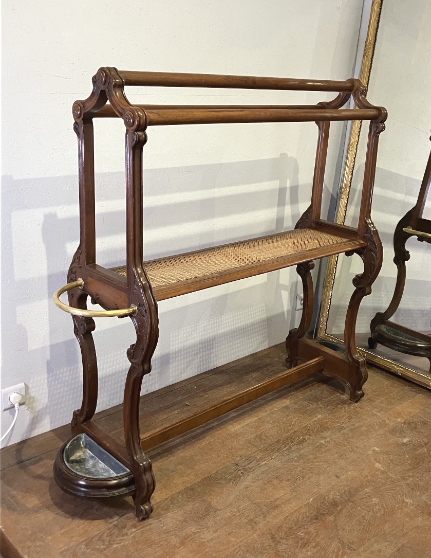Napoleon III-style Mahogany Wardrobe