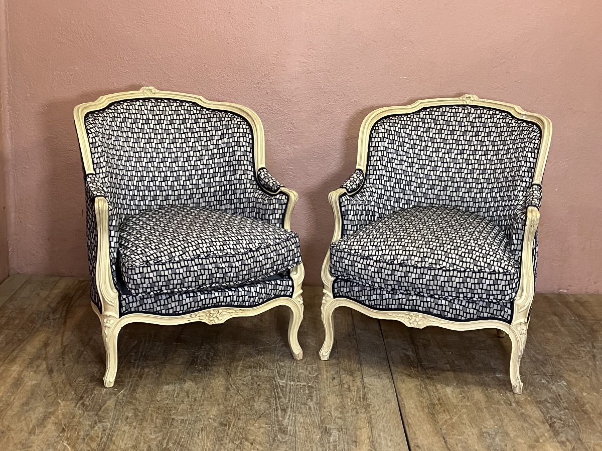 Paire de bergères Louis 15 bois laqué fauteuils 
