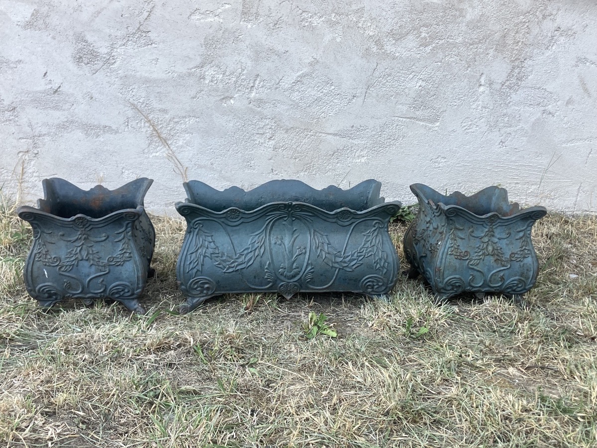 Cast-iron Garden Ornaments: Art Nouveau Planters And Flower Pots