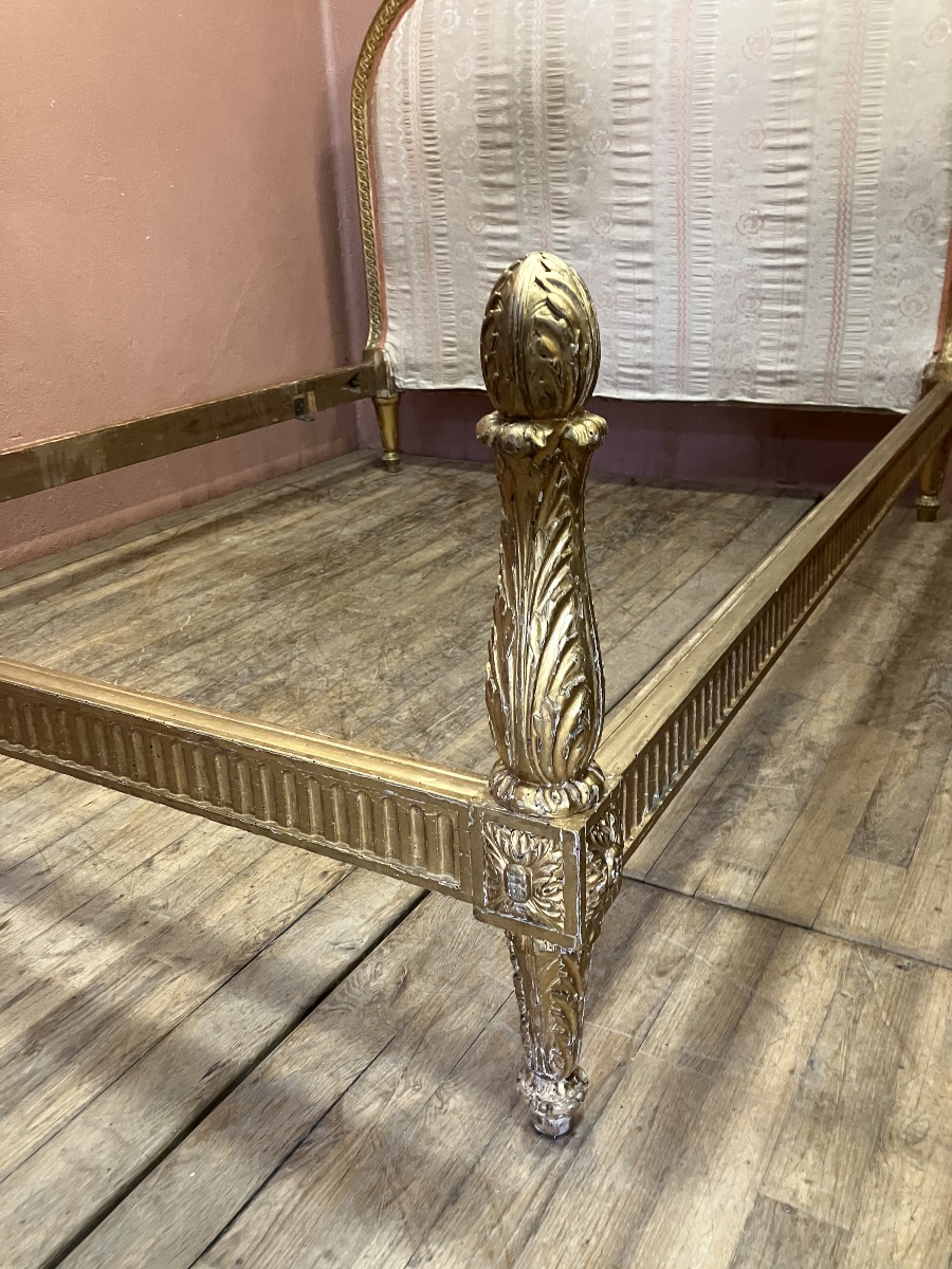 Grand lit en bois doré Louis XVI époque 19ème -photo-3