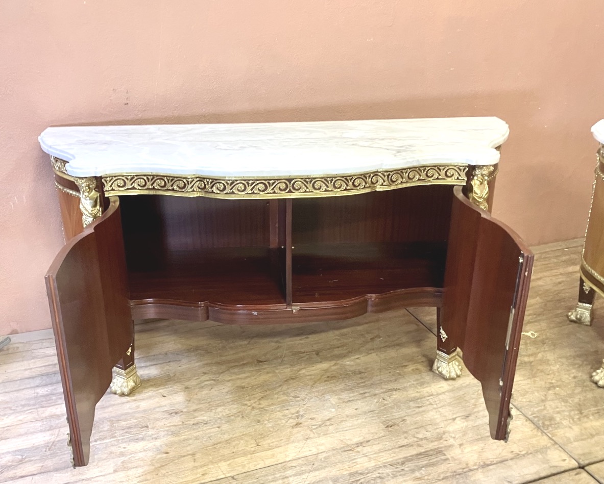 Paire de grand buffet commode style Louis XVI galbé bronzes dorés marqueterie dessus marbre-photo-1