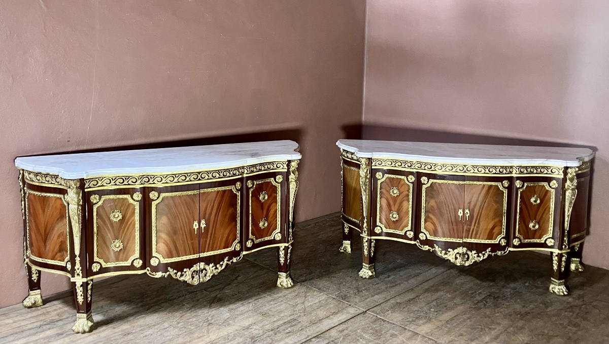 Paire de grand buffet commode style Louis XVI galbé bronzes dorés marqueterie dessus marbre