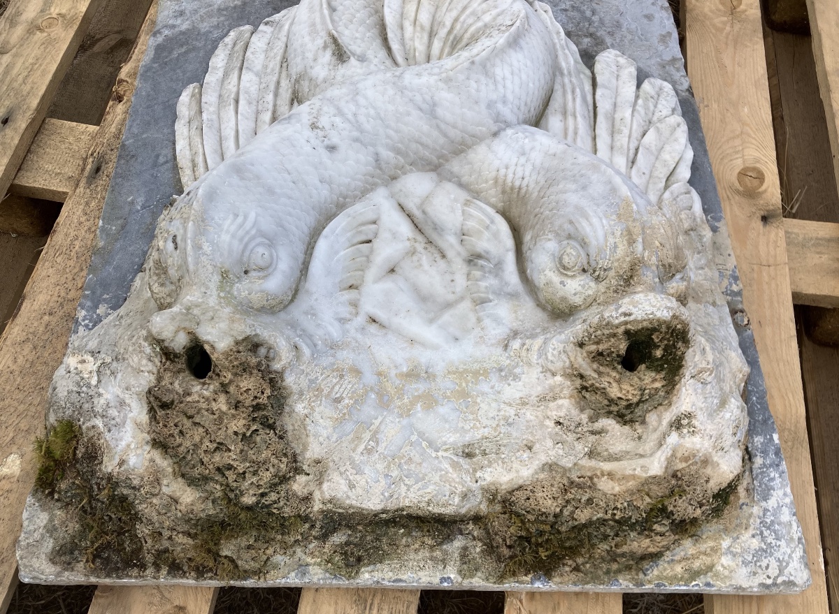 Fontaine en marbre aux  dauphins Epoque Louis XIV Fin  XVIIème siècle -photo-4