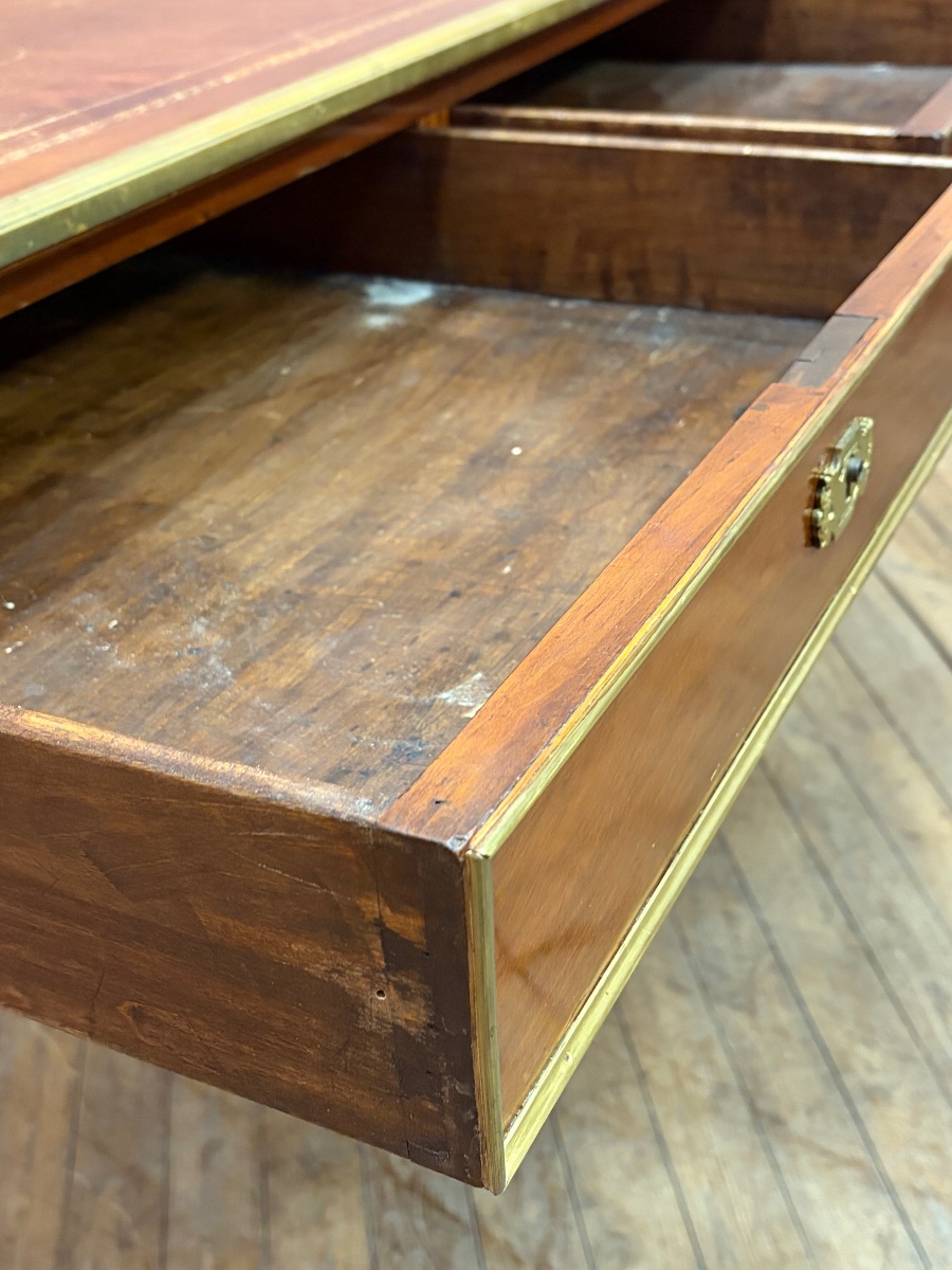 Bureau plat Louis XVI en acajou -photo-6