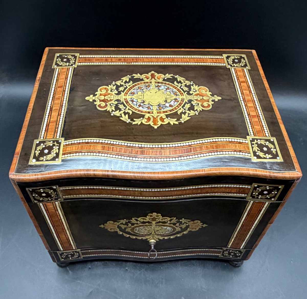 Complete Napoleon III-era Crystal Liquor Cabinet With Engraved Wild Animals: Hunting, Deer, Hare, Duck-photo-4