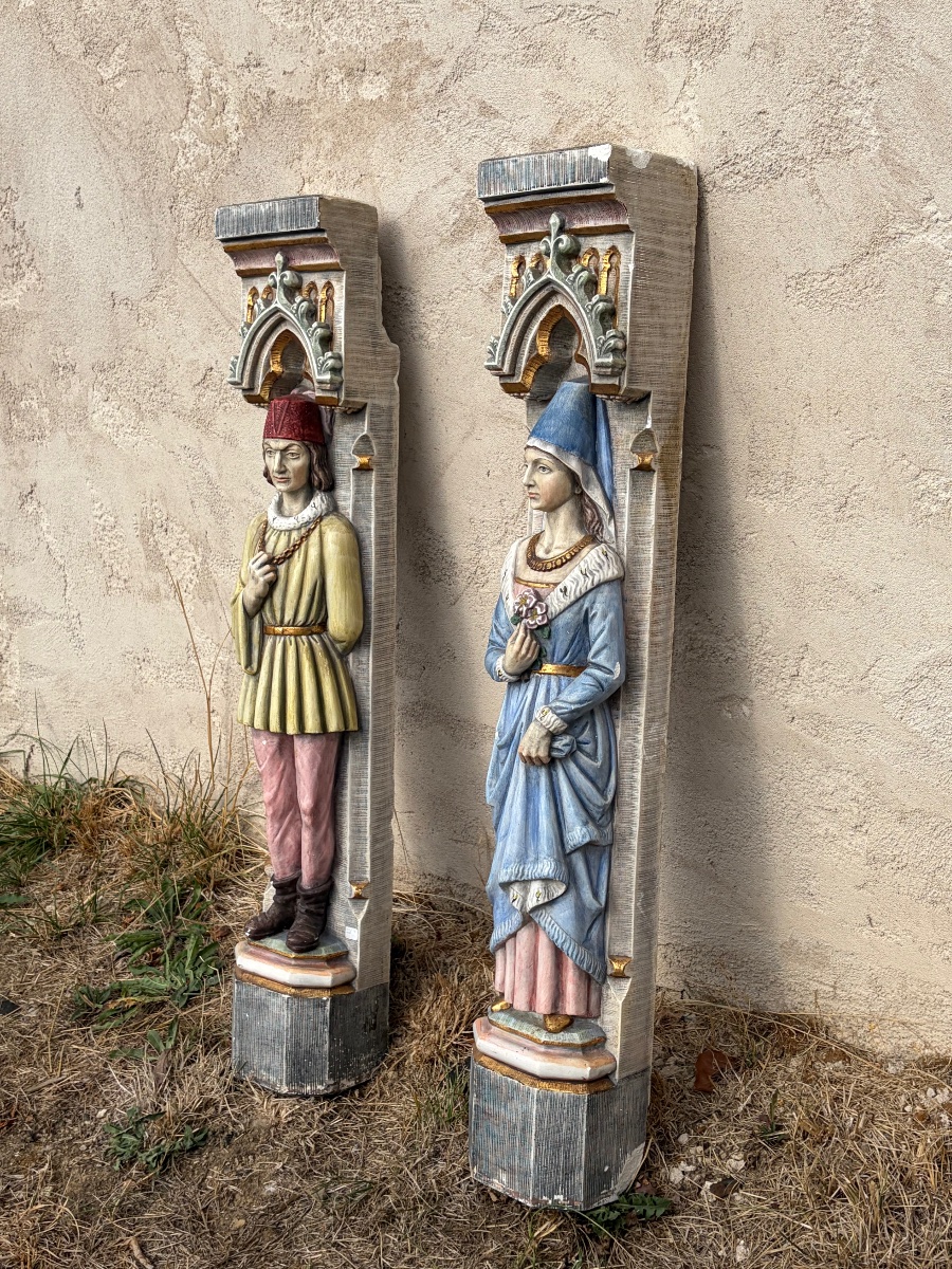 Pair Of Neo-gothic Fireplace Jambs Made Of Polychrome Limestone -photo-3