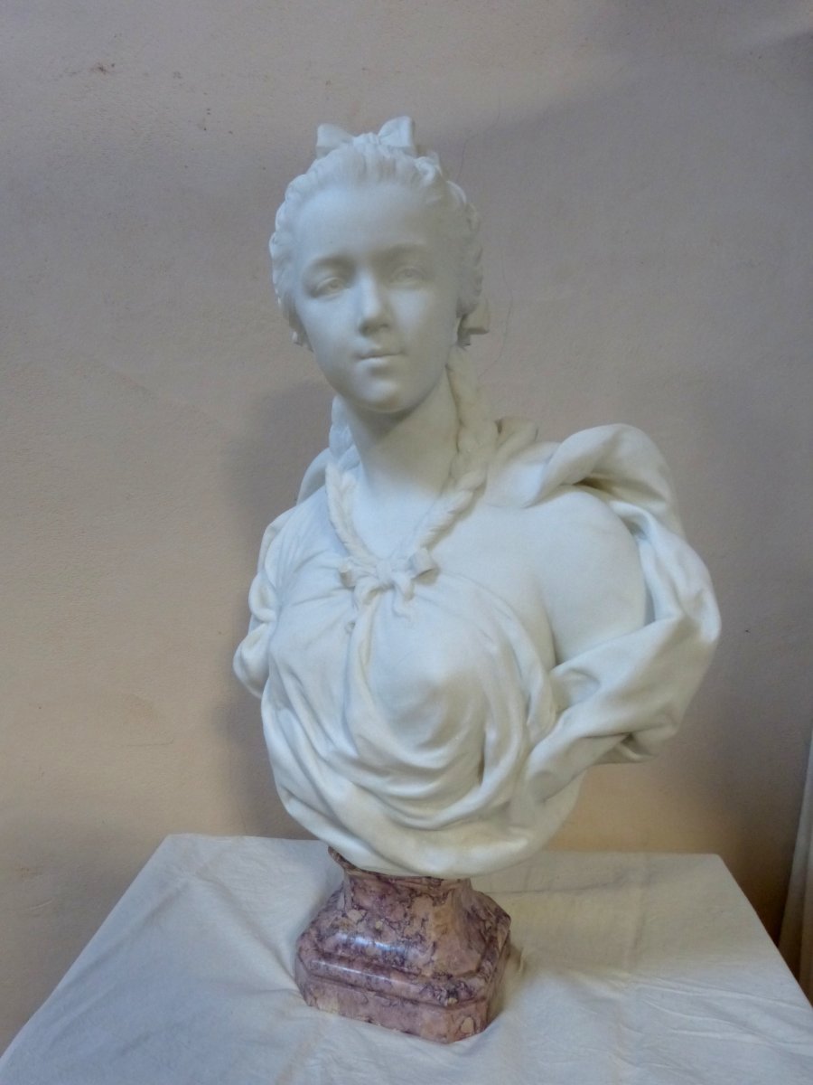 René Rozet: Bust Of Young Girl In White Marble 85 Cm