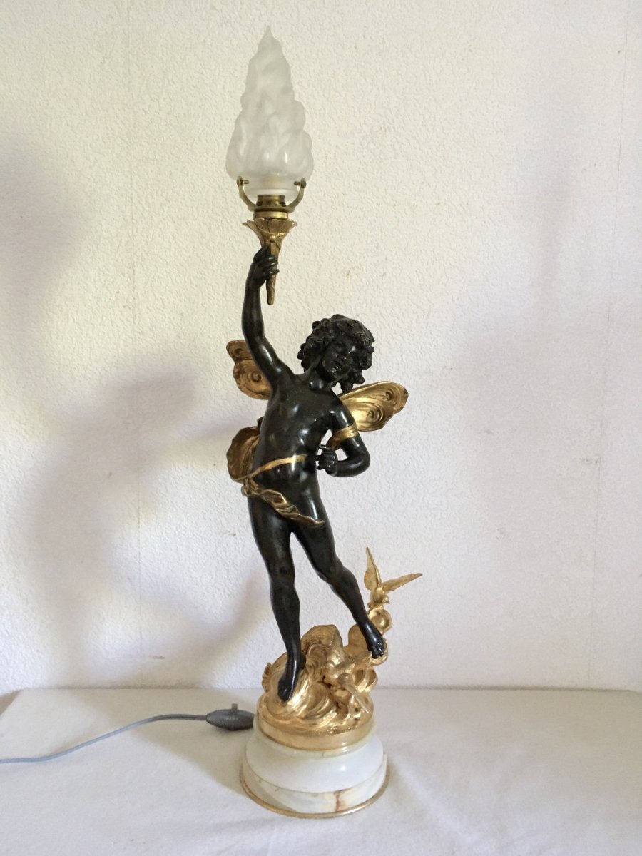 Auguste Moreau, Belle Lampe En Bronze 68 cm,  Au Chérubin 