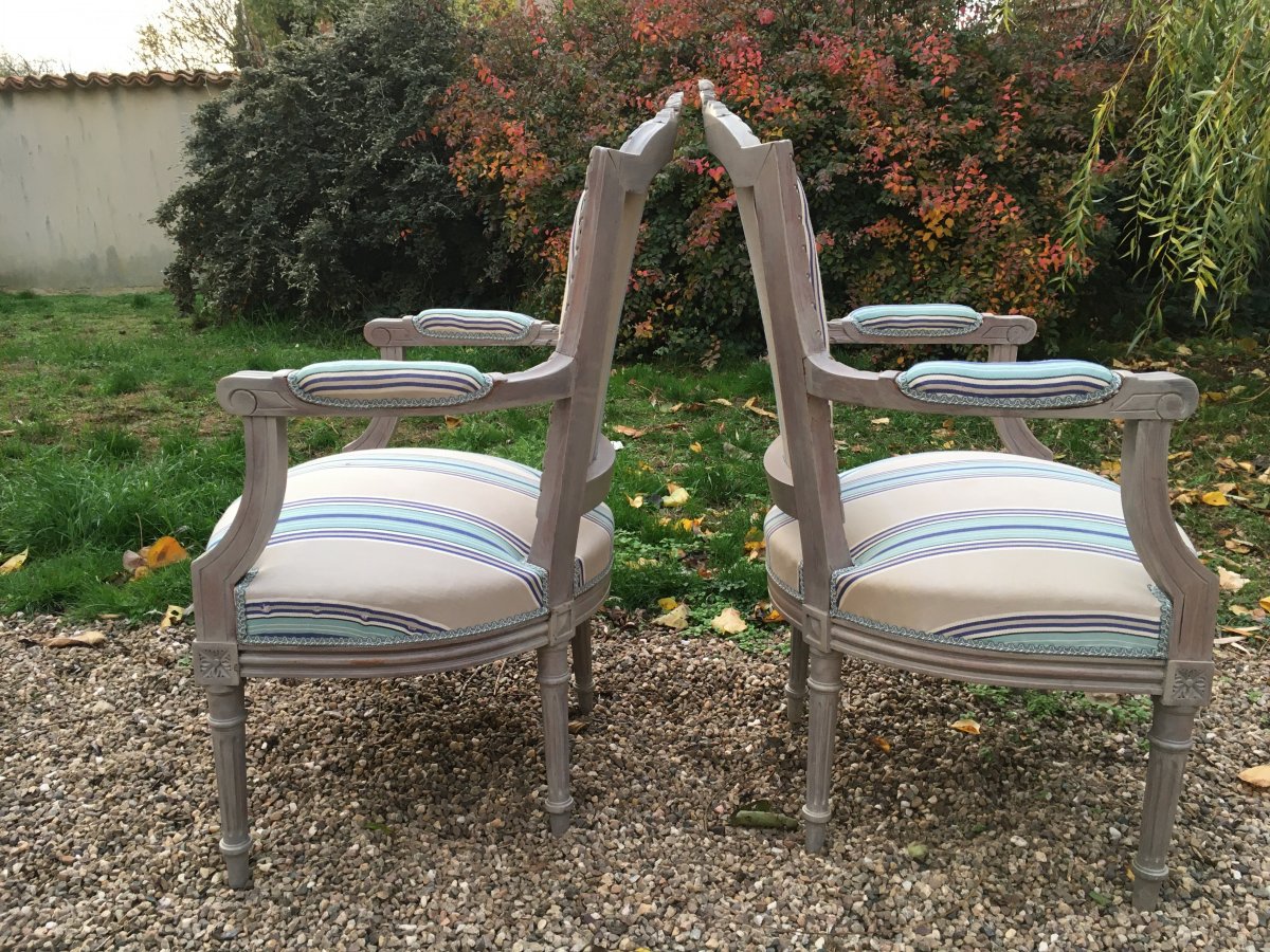 Pair Of Louis XVI Armchairs , Good Conditions -photo-2