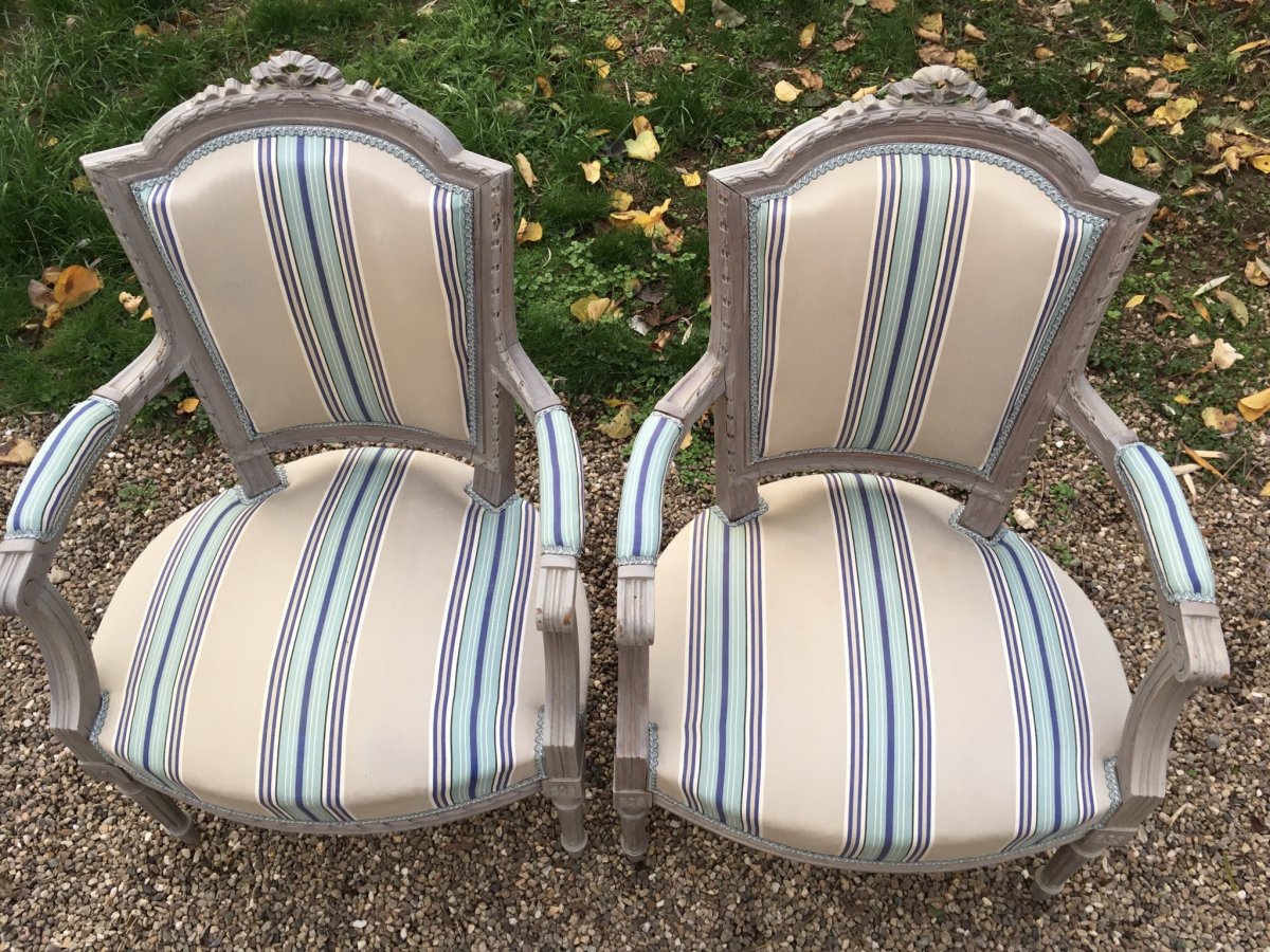 Pair Of Louis XVI Armchairs , Good Conditions -photo-7