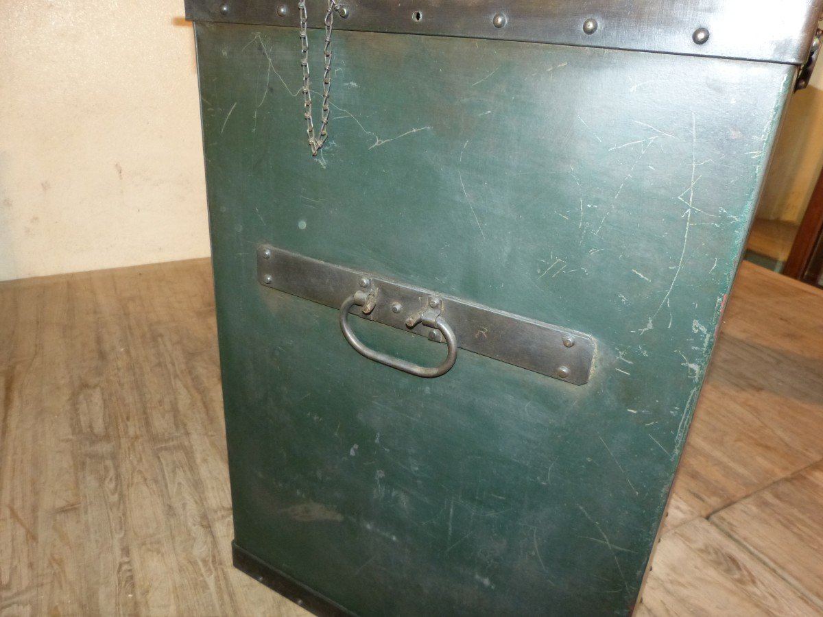 Riveted Lacquered Sheet Metal Workshop Chest-photo-5