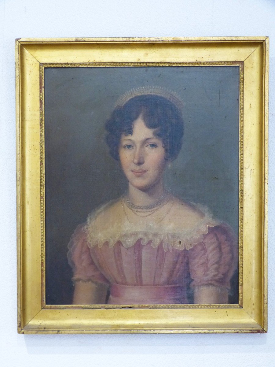 19th Female Portrait, Elegant With Tiara Victoire Rocque