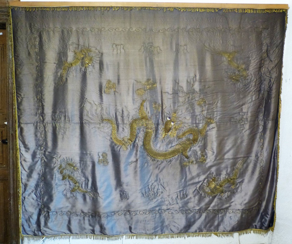 Grande Tenture Asiatique  En Soie Brodée Or Dragon 173 X 213 Cm Chine