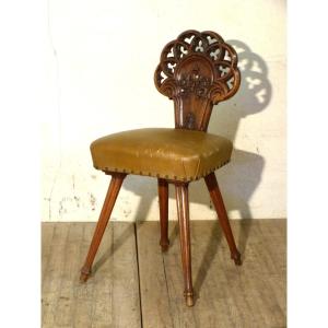 Alsatian Chair In Walnut Art Nouveau Ivy Pattern