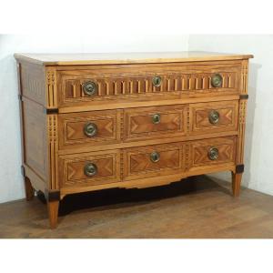 Louis XVI Walnut Marquetry Commode 18th Century