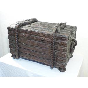 Small Black Forest Trompe l'Oeil Chest From Fagot Wood 19th