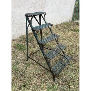 Half-round Arras Iron Plant Ladder And Clogs Garden Decoration
