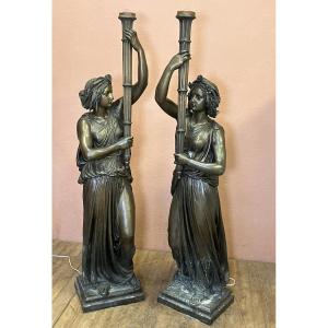 importante paire de torchères 170 cm en métal patiné Bronze lampadaire 