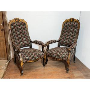 Paire de fauteuils Voltaire Napoléon III vernis Martin décor de fleurs
