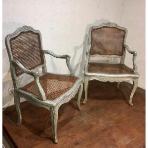 Paire De Fauteuils Louis XV Dossier Plat Laqués 18 Eme Siècle 