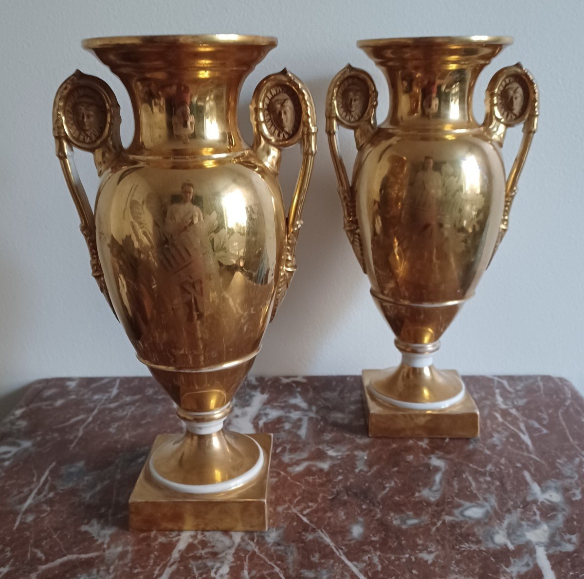 Paris - paire de vases romantiques - riche et fraîche dorure - Empire, Restauration