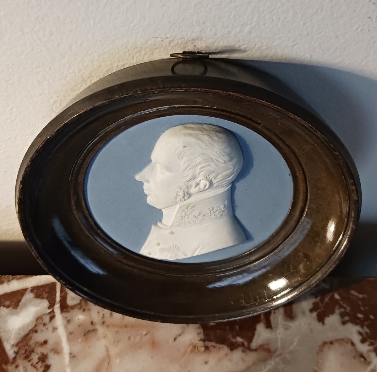 Manufacture De Sèvres For The Duke Of Doudeauville - Biscuit Medallion Of Baron Von Humboldt -photo-3
