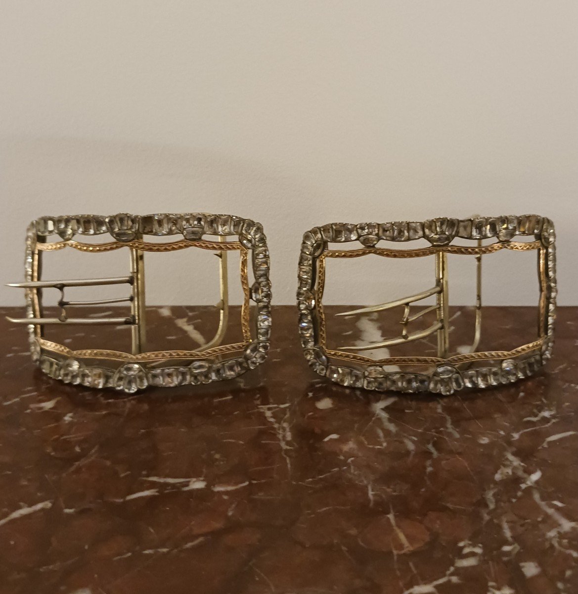 18th Century, Louis XVI Period - Astonishing Pair Of Shoe Buckles - Gold, Silver And Rhine Diamonds-photo-4