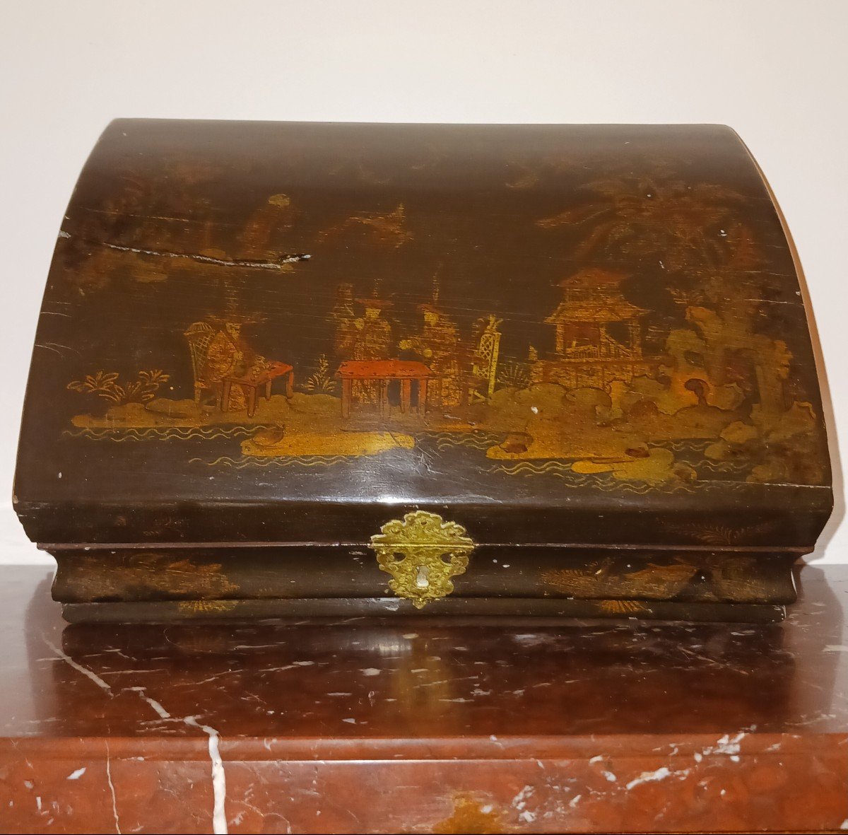 France, 18th Century - Martin Varnish Wig Box With Chinese Decoration - Louis XV 