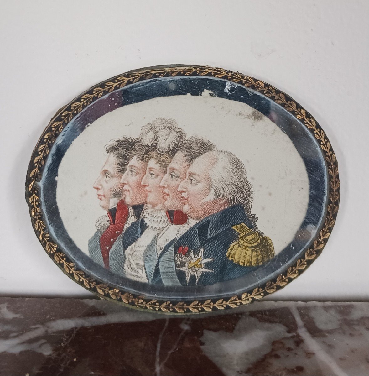 Bosselman - gravure miniature colorisée - souvenir Royaliste - Louis XVIII et sa famille-photo-4