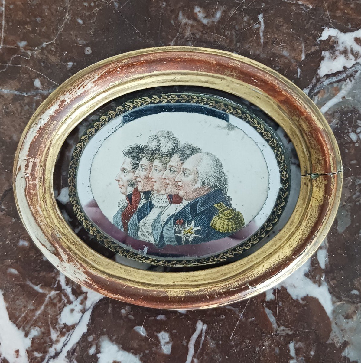 Bosselman - gravure miniature colorisée - souvenir Royaliste - Louis XVIII et sa famille-photo-2