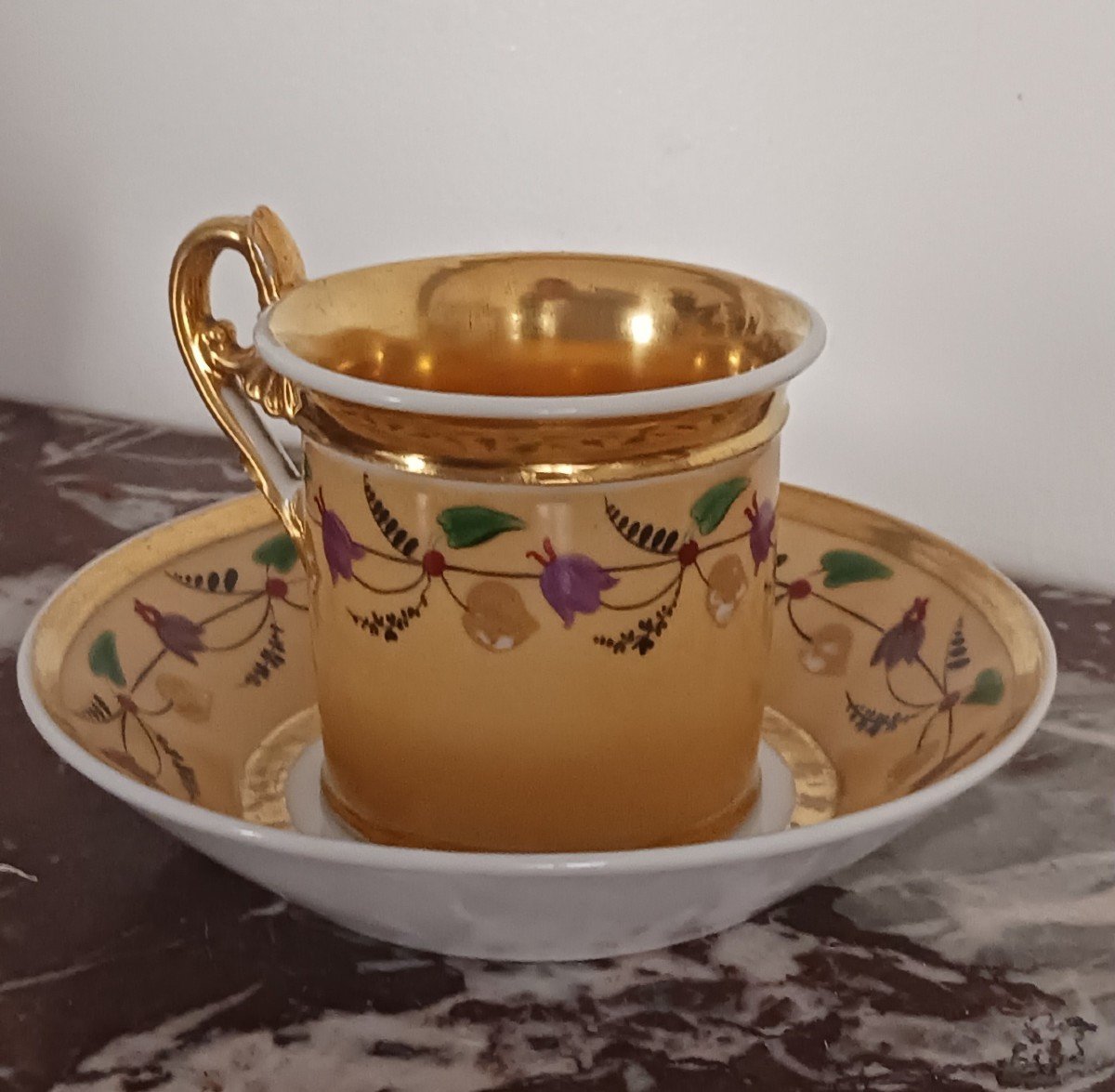 Paris, Restoration Period - Cornet Or Jasmine Cup And Saucer - Nankin And Gold Base - Porcelain-photo-2
