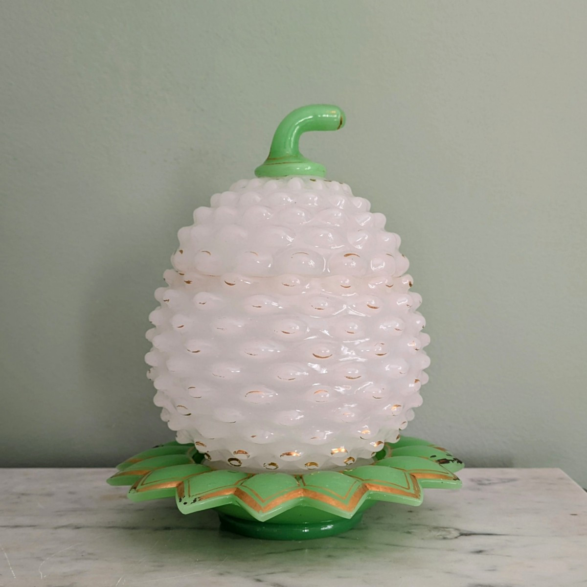 Saint Louis, Napoleon III Period - Covered Opaline Pineapple Box