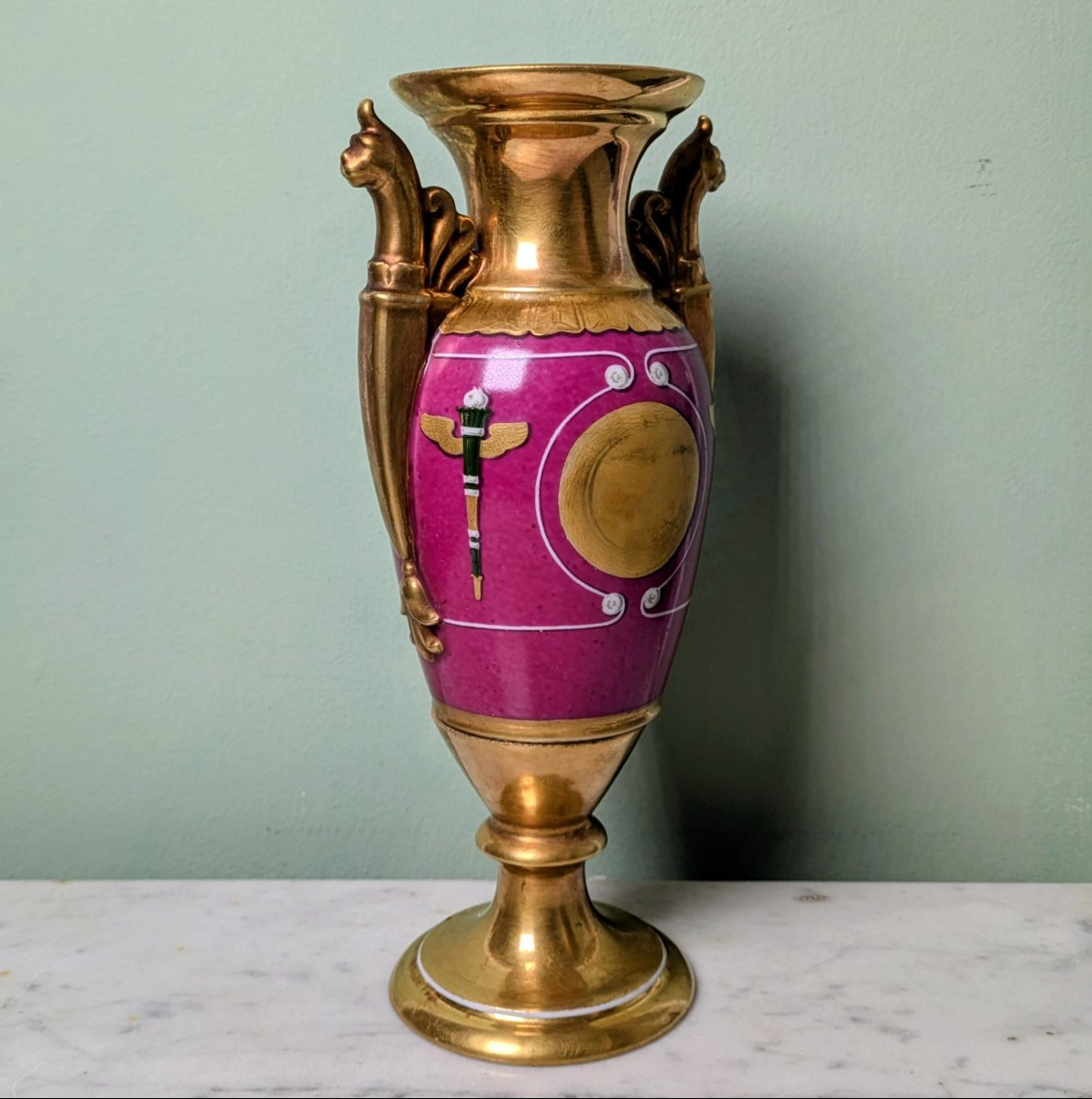 Paris, Empire Period, Restoration - Spindle-shaped Porcelain Vase - Violet Background And War Trophies-photo-2