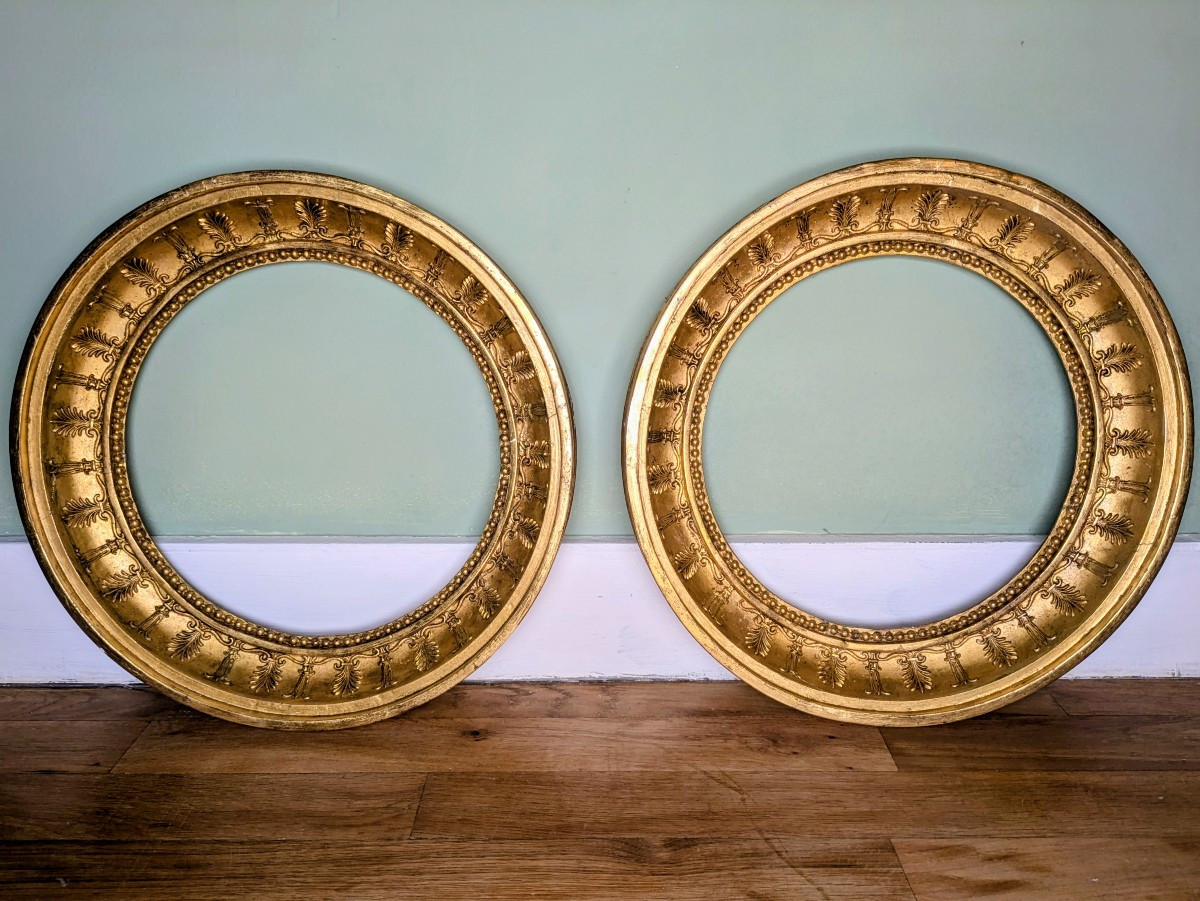 Rare paire de cadres, forme tondo - bois doré à palmettes - Empire, Restauration-photo-2
